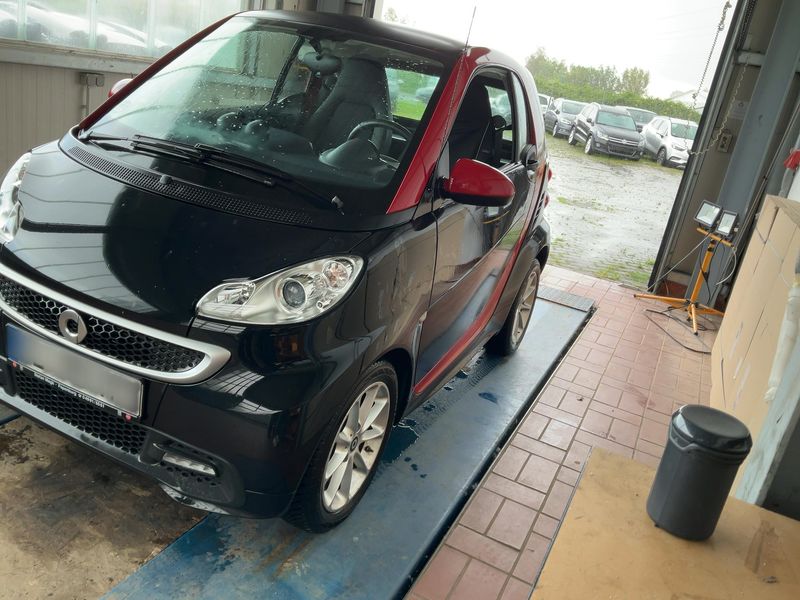Smart fortwo electric drive 55 kW Electric drive Standard 2016 – снимка 2