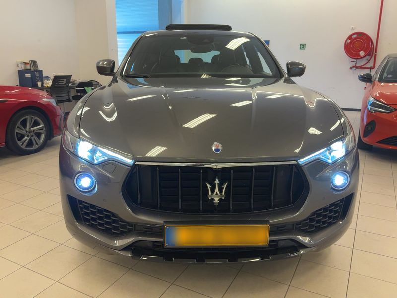Maserati Levante 3.0 V6 TwinTurbo Gran Sport S Q4 — zdjęcie 9