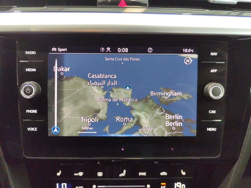 Volkswagen Arteon 2.0 TDI R-Line — zdjęcie 13