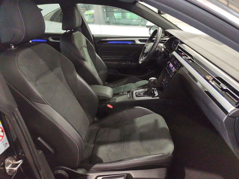 Volkswagen Arteon 2.0 TDI R-Line — zdjęcie 10