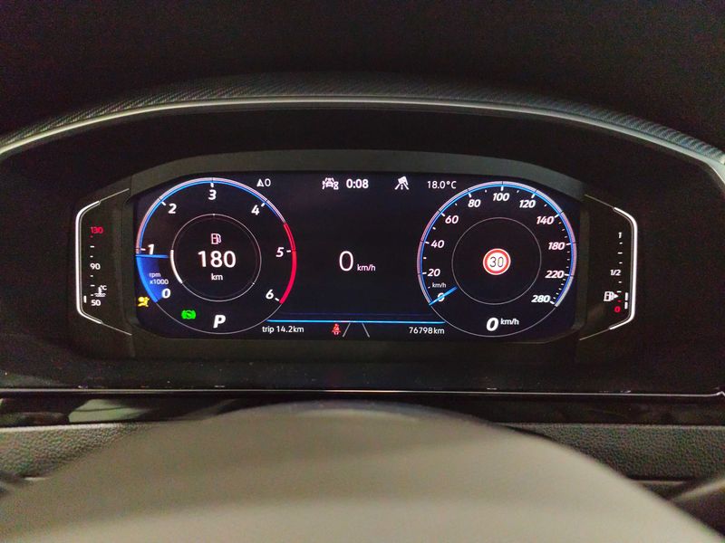 Volkswagen Arteon 2.0 TDI R-Line — zdjęcie 12