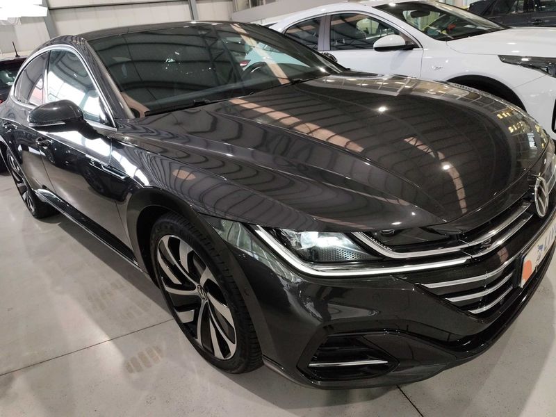 Volkswagen Arteon 2.0 TDI R-Line — zdjęcie 6