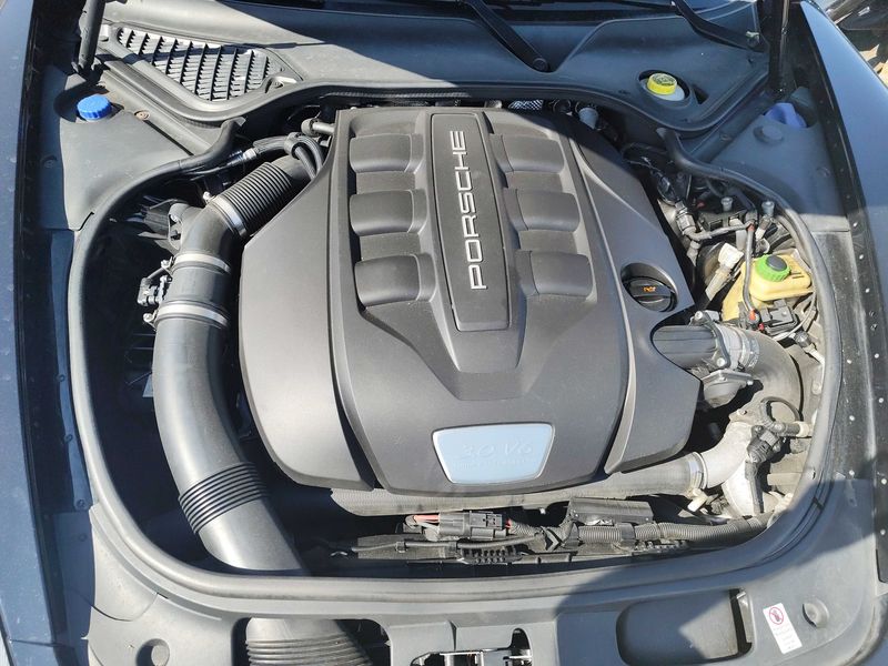 Porsche Panamera Diesel — zdjęcie 8