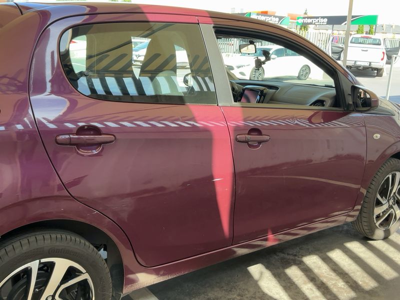 Peugeot 108 1.0 VTi Allure — zdjęcie 7