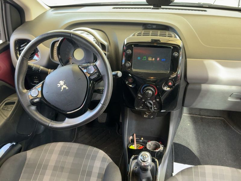 Peugeot 108 1.0 VTi Allure — zdjęcie 12