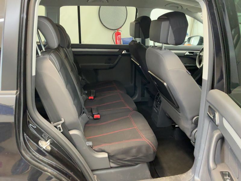 Volkswagen Touran 1.4 TSI Match 2012 – снимка 19