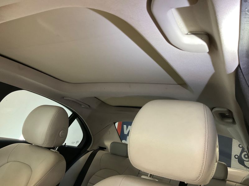 Mercedes-Benz C-Klasse C 220 d BlueTEC Avantgarde 2016 – снимка 38