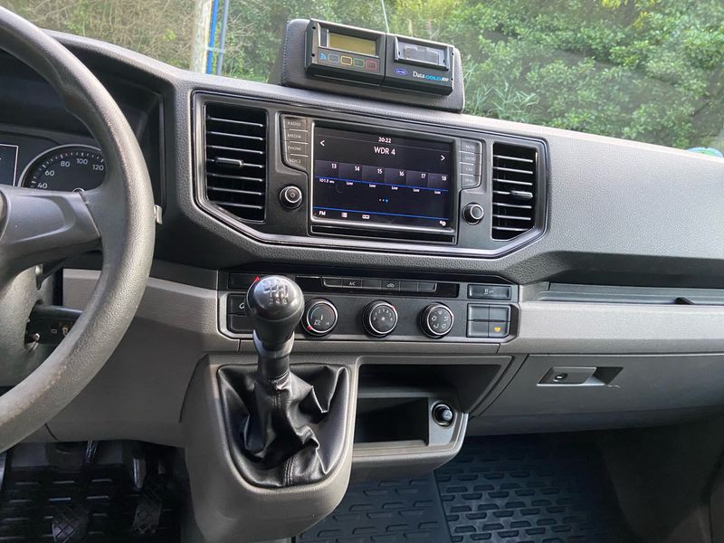 Volkswagen Crafter 2.0 TDI Kasten 35 mittellang Hochdach FWD — zdjęcie 24