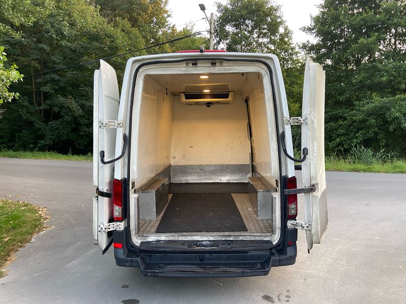 Volkswagen Crafter 2.0 TDI Kasten 35 mittellang Hochdach FWD — zdjęcie 9