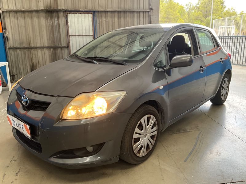 Toyota Auris 1.6 Luna