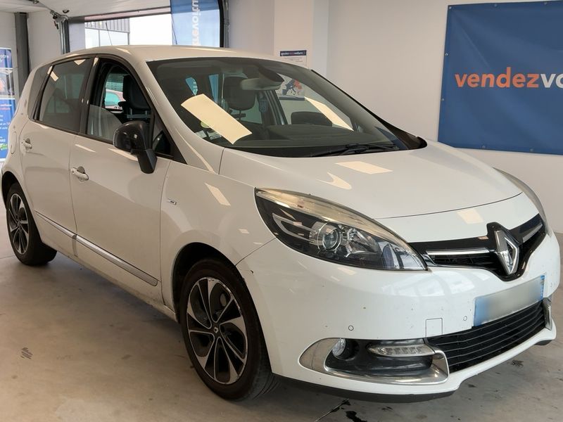 Renault Scenic 1.5 dCi BOSE Edition — zdjęcie 8