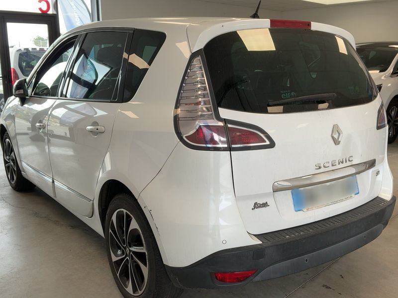Renault Scenic 1.5 dCi BOSE Edition — zdjęcie 3