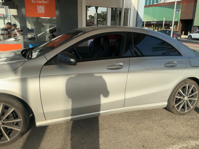 Mercedes-Benz CLA-Klasse CLA 200 d Urban — zdjęcie 4
