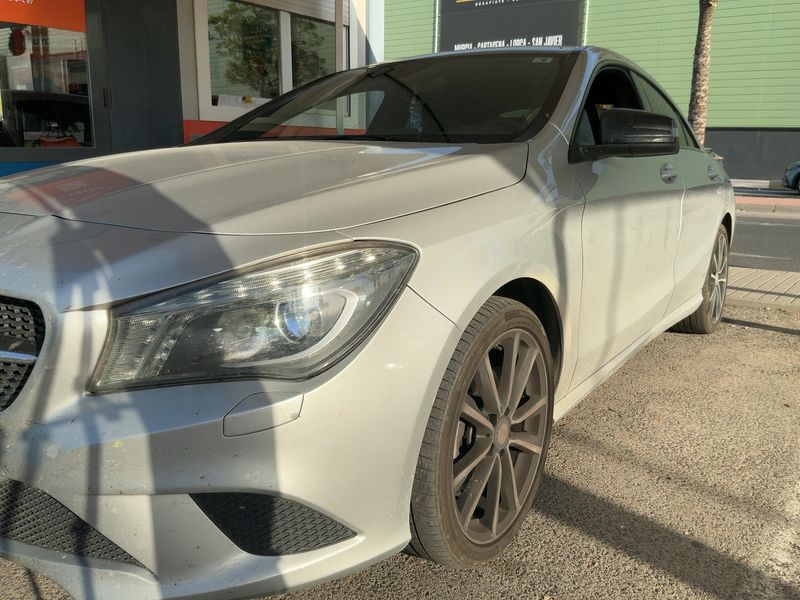 Mercedes-Benz CLA-Klasse CLA 200 d Urban — zdjęcie 2