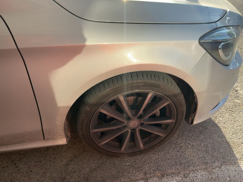 Mercedes-Benz CLA-Klasse CLA 200 d Urban 2016 – снимка 11