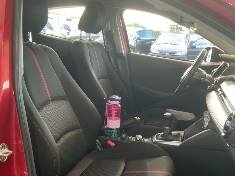 Mazda 2 1.5 Diesel Luxury — zdjęcie 11