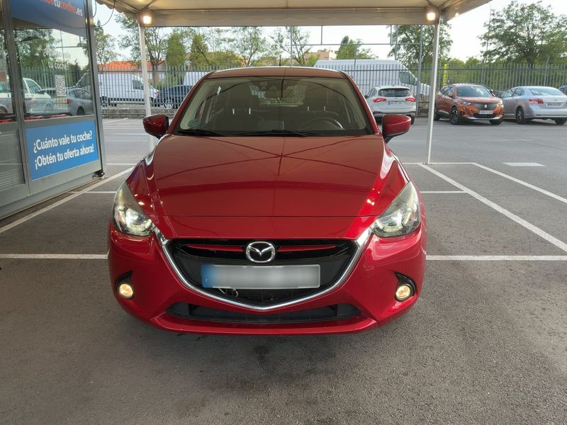 Mazda 2 1.5 Diesel Luxury — zdjęcie 9