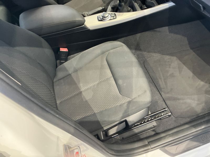 BMW 1er 118i Advantage 2016 – снимка 21