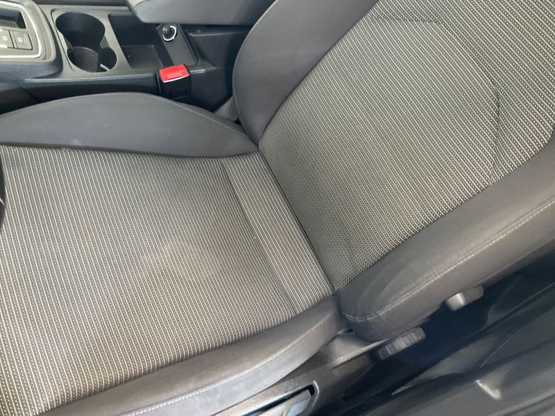Seat Leon 1.6 TDI Style 2018 – снимка 32