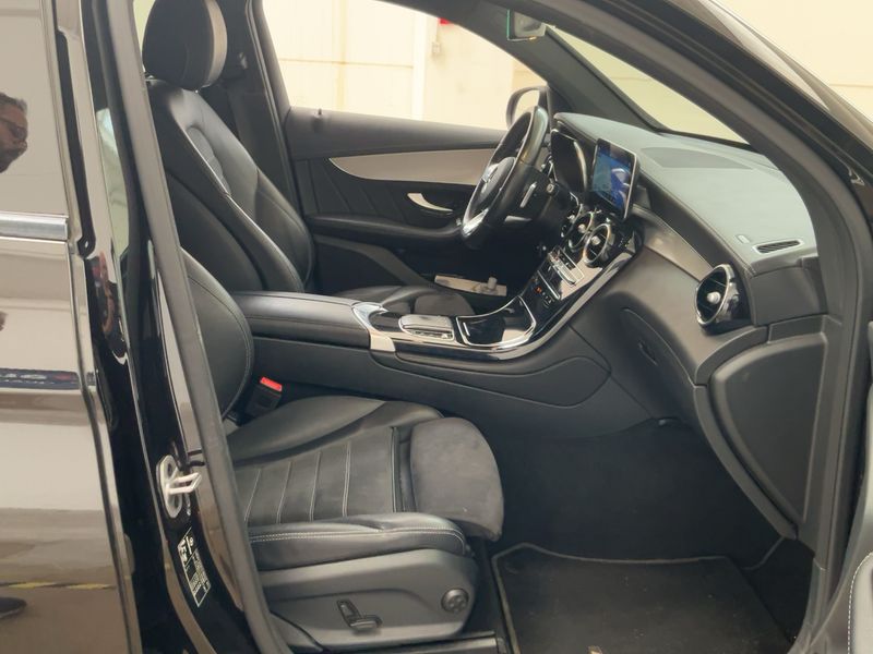 Mercedes-Benz GLC-Klasse GLC 220 d 4Matic Executive — zdjęcie 11