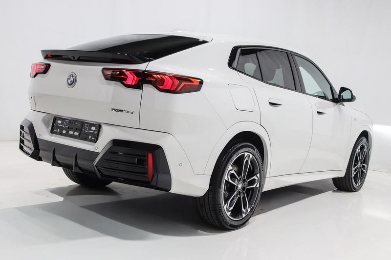 BMW X2 sDrive 18d M Sport — zdjęcie 4