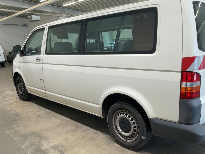 Volkswagen T5 Kombi 1.9 TDI lang 2008 – снимка 6