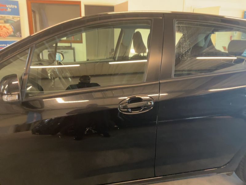 Toyota Yaris 1.4 D-4D Dynamic — zdjęcie 4