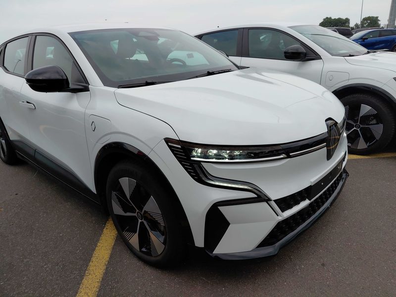 Renault Megane E-Tech electric drive 96 kW Equilibre — zdjęcie 6