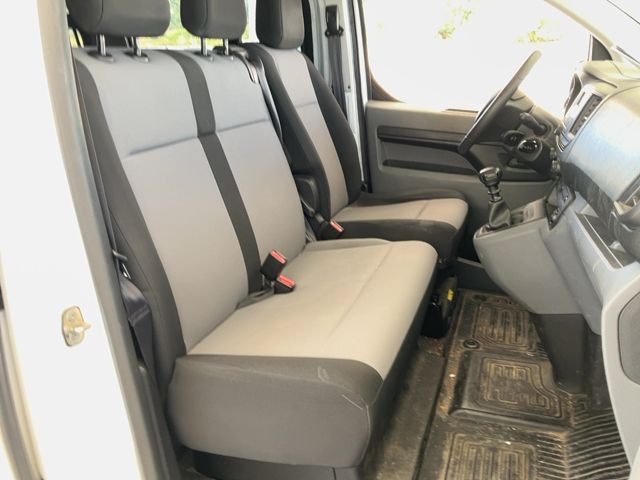 Toyota ProAce Verso 1.5 D-4D L1 Shutle — zdjęcie 11