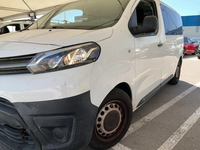 Toyota ProAce Verso 1.5 D-4D L1 Shutle — zdjęcie 2