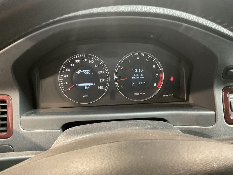 Volvo S80 2.5 T Momentum — zdjęcie 4
