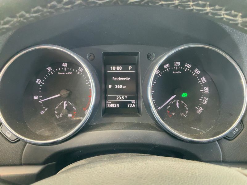 Skoda Yeti 1.2 TSI Twenty Active — zdjęcie 13