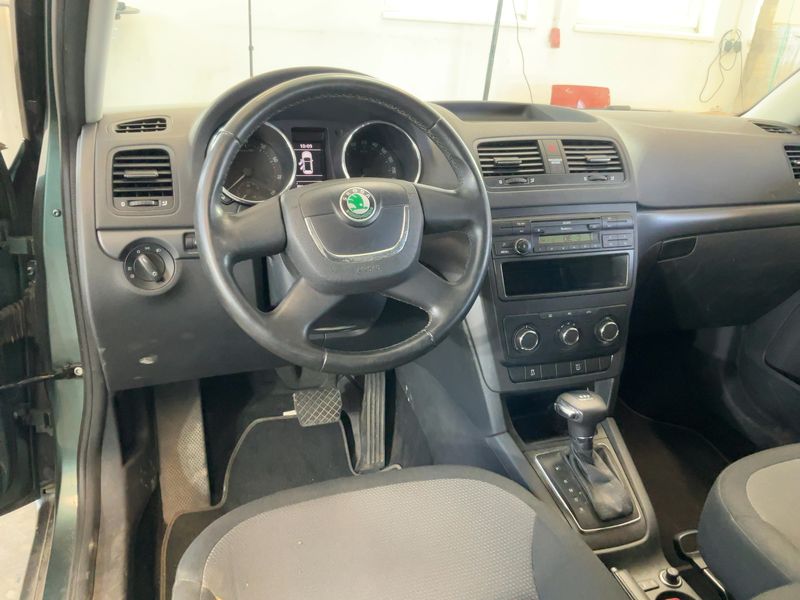 Skoda Yeti 1.2 TSI Twenty Active — zdjęcie 12