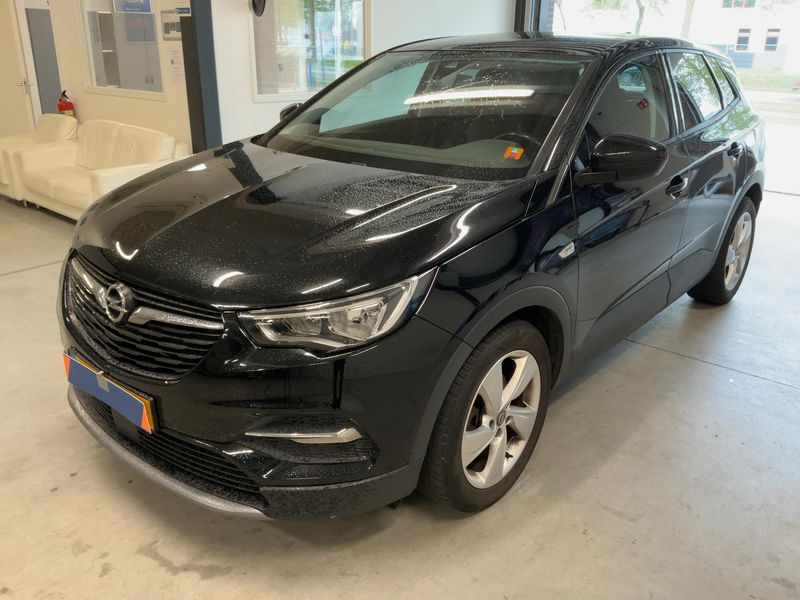 Grandland X 1.2 Turbo Edition