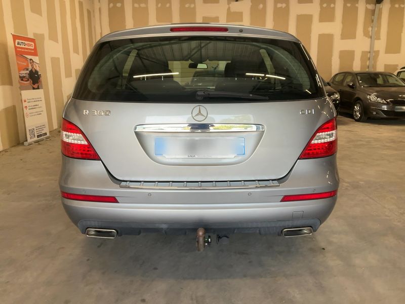 Mercedes-Benz R-Klasse R 300 CDI BlueEfficiency — zdjęcie 5