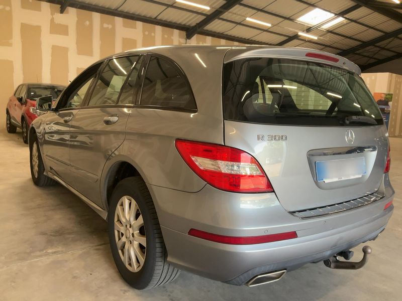 Mercedes-Benz R-Klasse R 300 CDI BlueEfficiency — zdjęcie 3