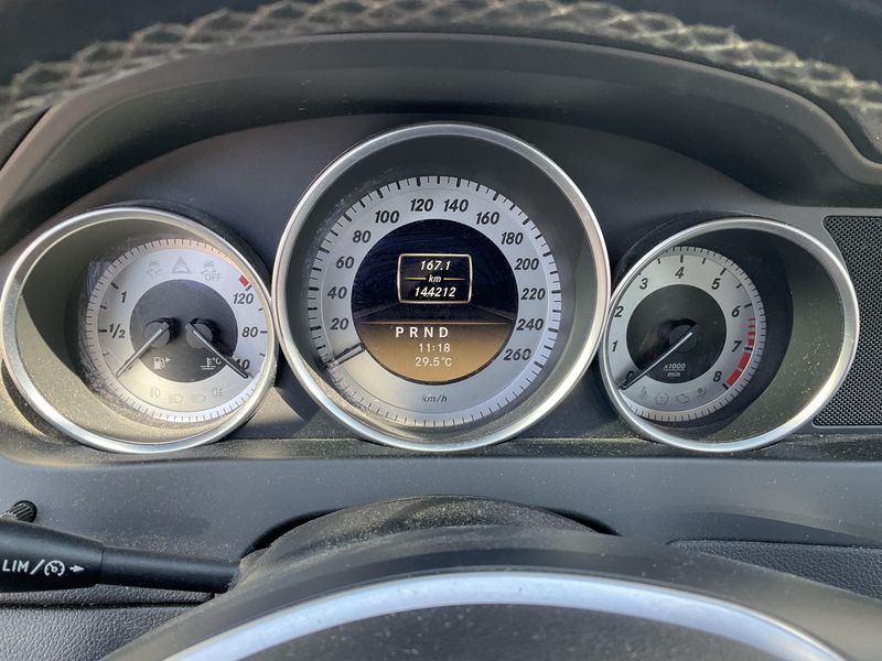 Mercedes-Benz C-Klasse C 180 CGI BlueEfficiency Avantgarde 2012 – снимка 18