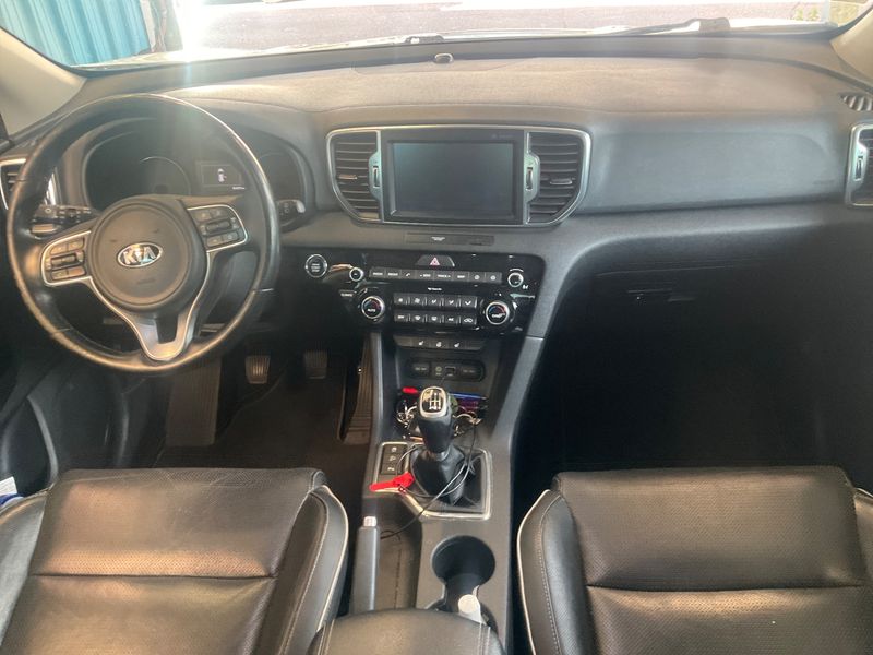 Kia Sportage 1.7 CRDi Premium 2WD 2016 – снимка 17