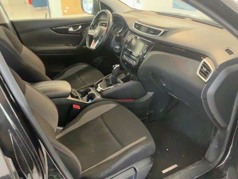 Nissan Qashqai 1.5 dCi Business 2019 – снимка 16