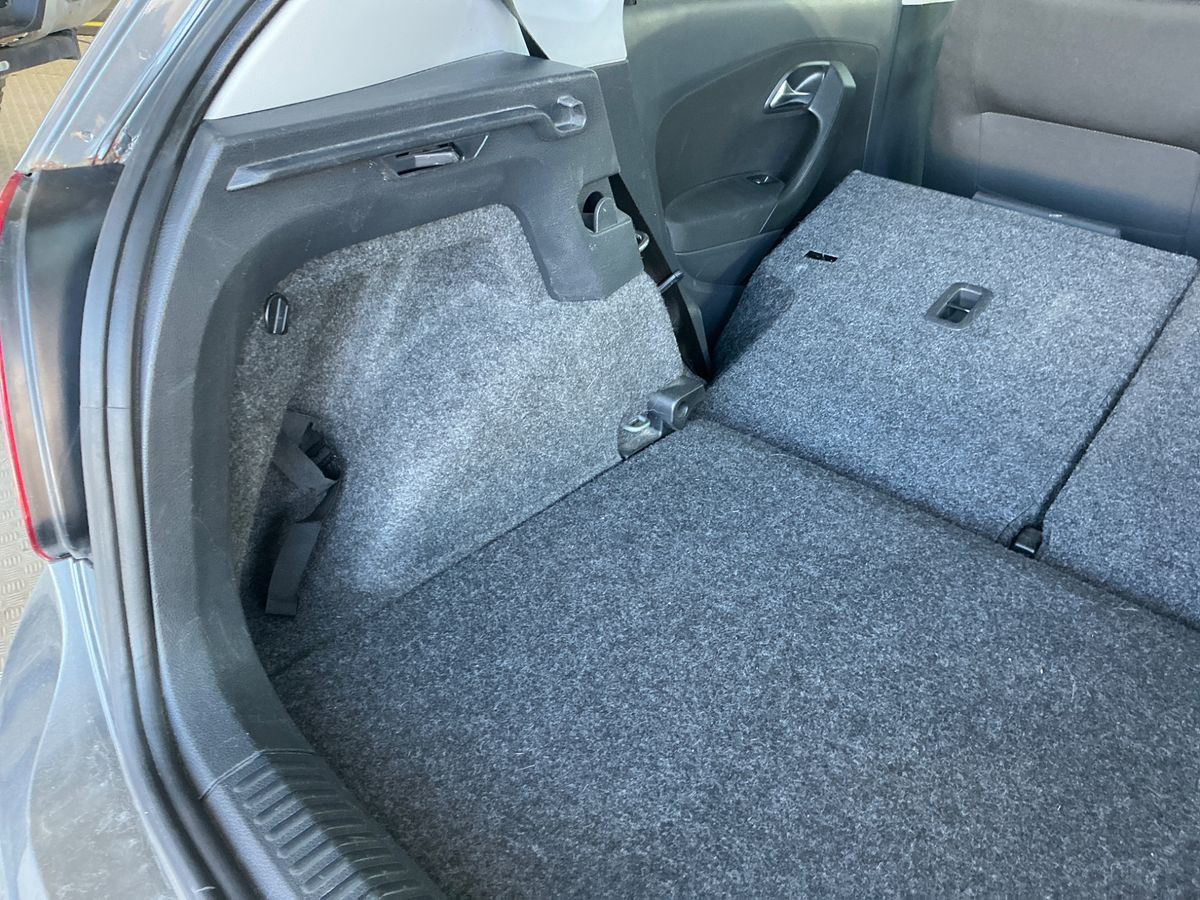 Volkswagen Polo 2013 — photo 45