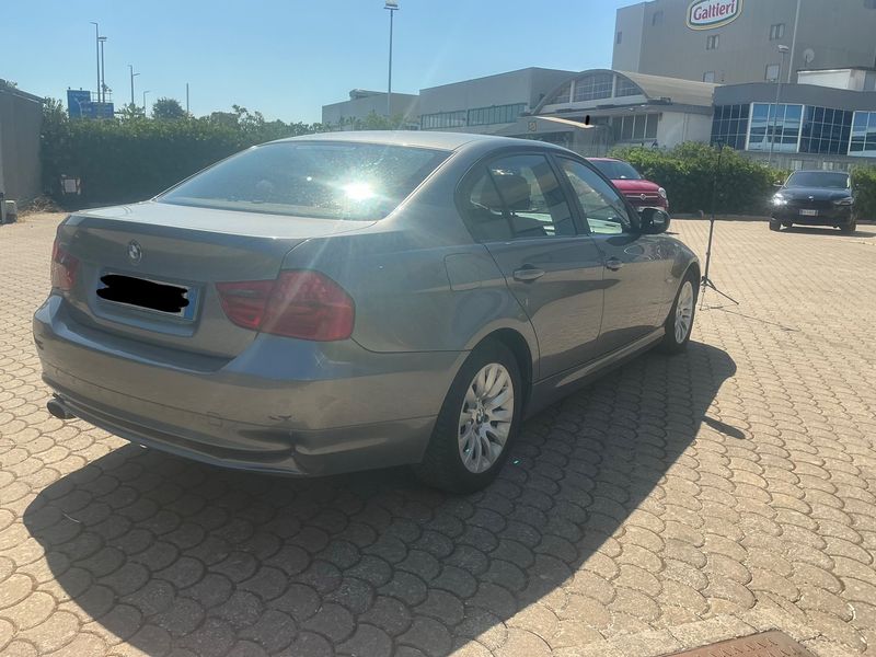 BMW 3er 318d — zdjęcie 2