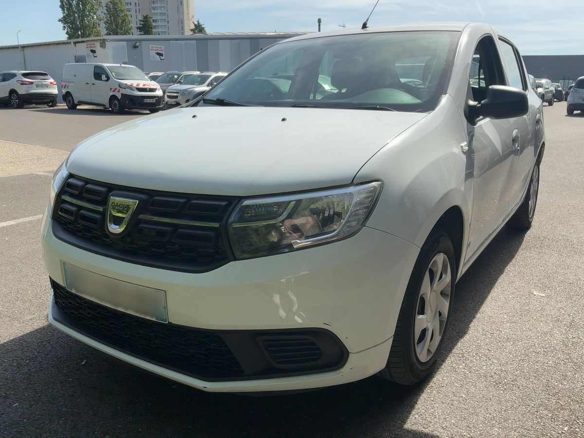 Dacia Sandero 2017 — photo 1