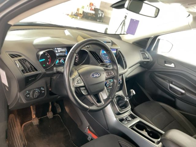 Ford Kuga 1.5 EcoBoost Cool&Connect — zdjęcie 12