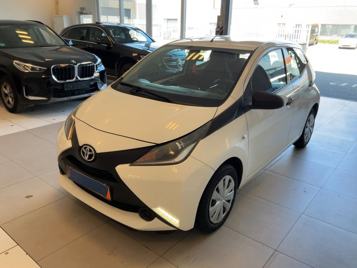 Toyota Aygo 2016 — photo 1