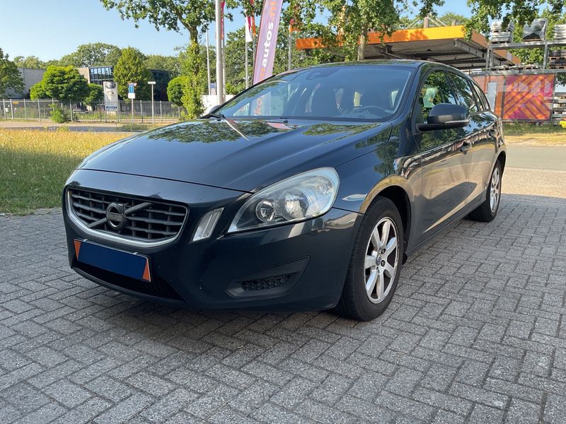 Volvo V60 1.6 D Kinetic