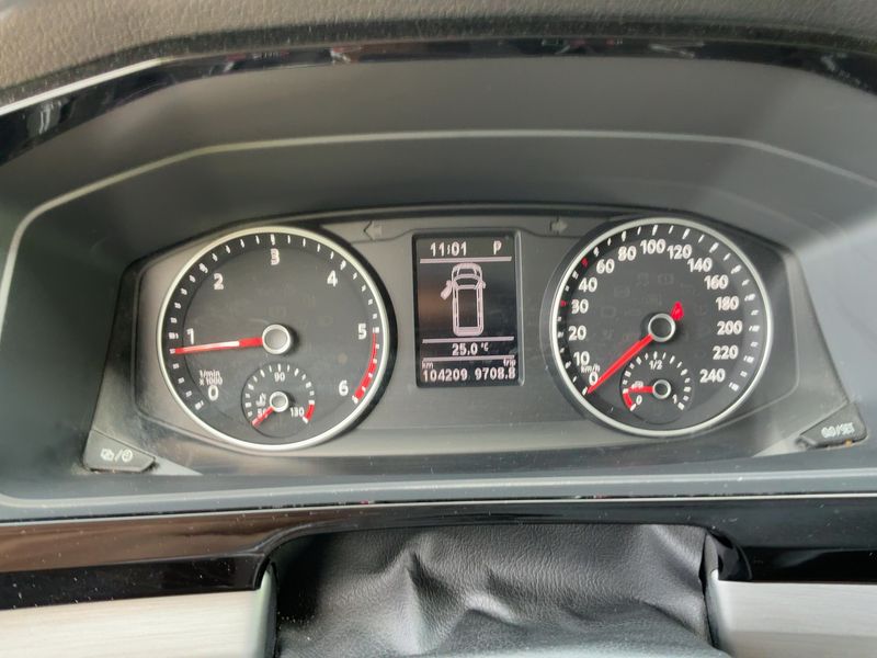Volkswagen T6 California 2.0 TDI Beach Edition — zdjęcie 13