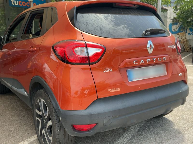 Renault Captur 1.5 dCi Energy Intens — zdjęcie 3