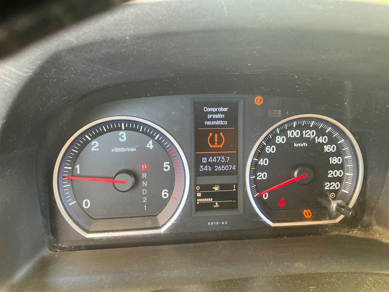 Honda CR-V 2.2 DTEC Executive — zdjęcie 4