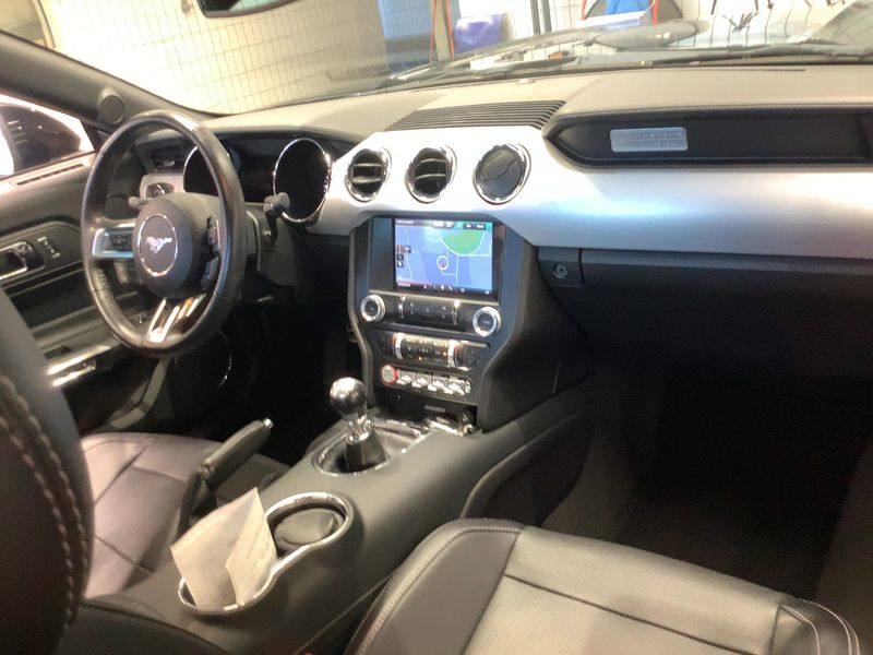 Ford Mustang 5.0 Ti-VCT V8 GT — zdjęcie 12