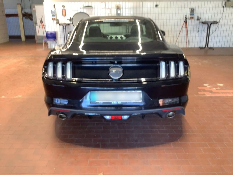 Ford Mustang 5.0 Ti-VCT V8 GT — zdjęcie 5